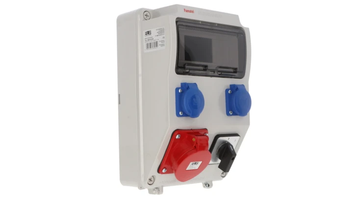 Zestaw zasilający PRYMA 9D skośna 32A/5P + 2x230V + wyłącznik 0-1 IP44 E930101520