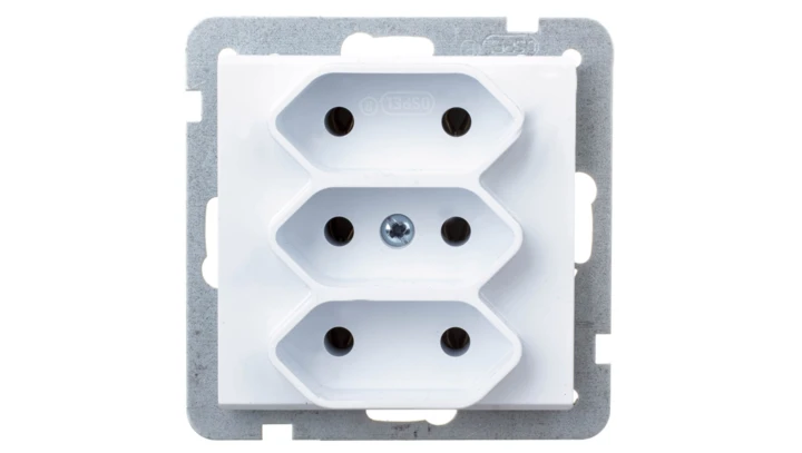 SONATA Gniazdo potrójne EURO biały mat GP-3R/m/75
