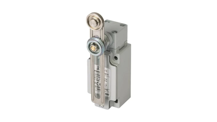 Wyłącznik krańcowy metal 3Z wolnoprzełączający regulowana dźwignia z rolką stalową Ø22 PBM1E52PW30 A37-3539
