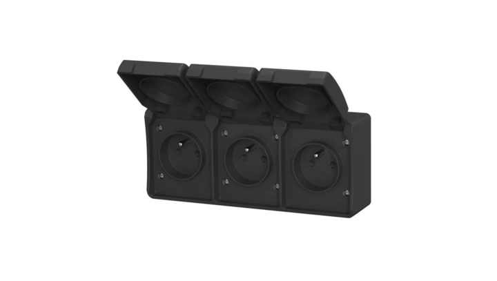 Gniazdo potrójne z uziemieniem natynkowe z klapką Aqua Plus IP44 antracyt / 40335