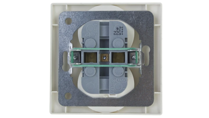 KARO Gniazdo podwójne z/u z przesłonami ecru perłowy GP-2SZP/42