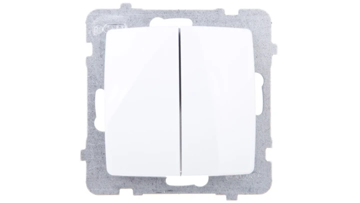 KARO Łącznik świecznikowy biały ŁP-2S/m/00