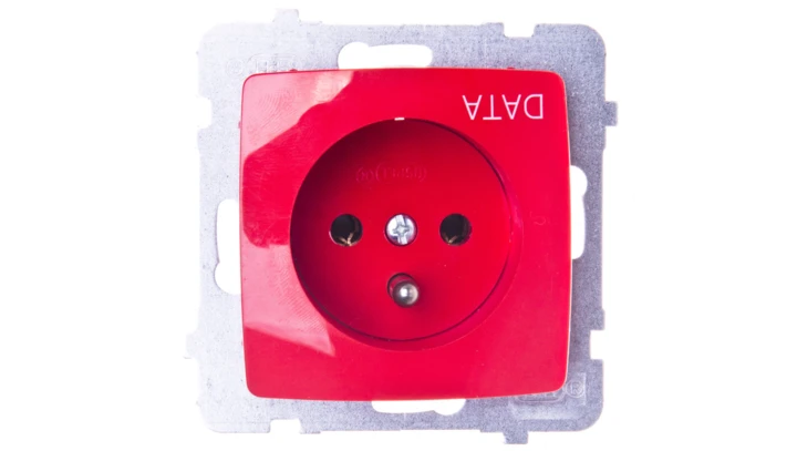 KARO Gniazdo pojedyncze z/u DATA czerwone GP-1SZD/m/00