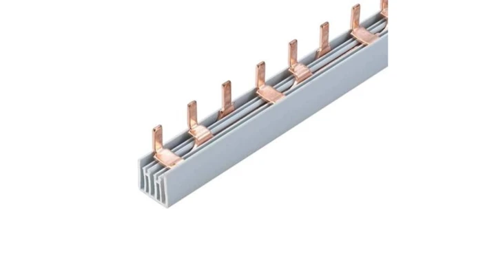 Szyna łączeniowa sztyftowa MCB, 4-polowa, przekrój 10 mm², typ L, długość 56 modułów MEP45610N02
