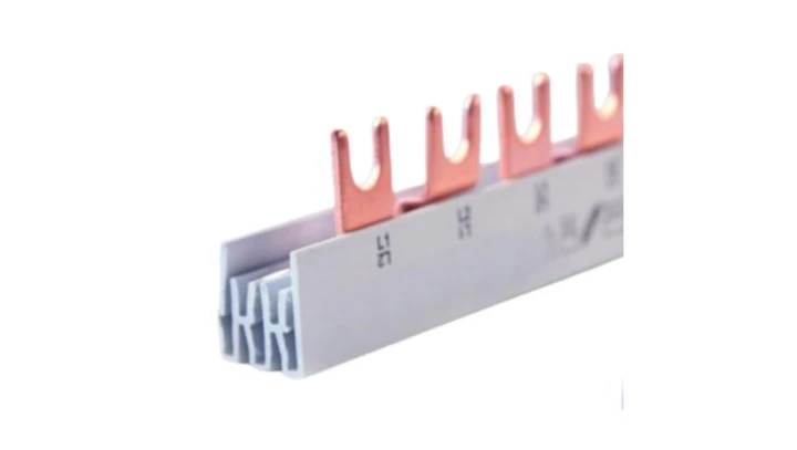 Szyna łączeniowa widełkowa MCB, 2-polowa, przekrój 10 mm², typ L, długość 56 modułów MEF25610A00