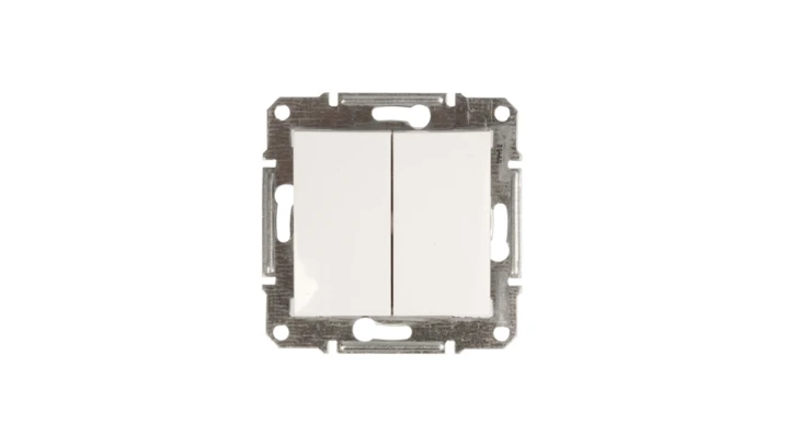 Sedna Łącznik świecznikowy 10AX biały IP44 SDN0300421