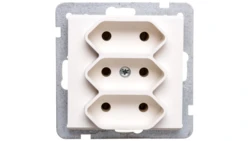 SONATA Gniazdo potrójne b/u 2,5A EURO ecru GP-3R/m/27