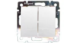 VALENA Przycisk przełączny podwójny biały 774218