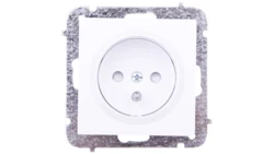 Sentia Gniazdo pojedyncze z/u 16A z przesłonami białe 1434-10