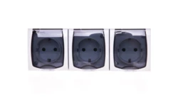 MADERA Gniazdo hermetyczne potrójne z/u Schuko IP44 z przesłonami klapka przezroczysta białe GNH-3NSP/00/d