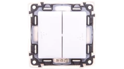 VALENA LIFE Łącznik świecznikowy IP44 biały 752155