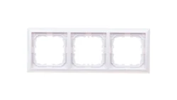 KOS66 Ramka potrójna biała 660483