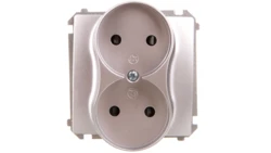 Simon Basic Gniazdo wtyczkowe podwójne bez uziemienia z przesłonami torów 16A 250V srebrny mat BMG2Mz.01/43