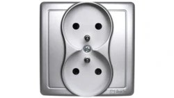 Simon Basic Gniazdo wtyczkowe podwójne z uziemieniem kompletne z przesłonami 16A 250V srebrny mat BMGZ2z/43