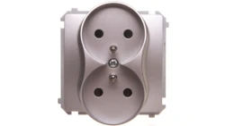 Simon Basic Gniazdo podwójne z/u z przesłonami srebrny mat BMGZ2Mz.01/43