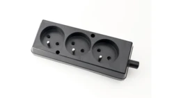 Gniazdo przenośne trzykrotne 16A 2P+Z 250V czarne GN-370