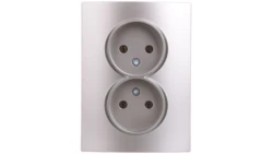 LOGI Gniazdo podwójne 2x2P kompletne śrubowe 16A 250V Srebrny 25214