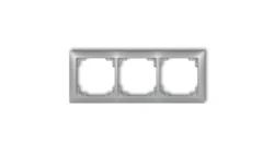 DECO Ramka uniwersalna potrójna z tworzywa DECO Soft srebrny metalik 7DRSO-3