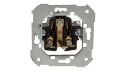 Simon 82 Gniazdo pojedyncze z/u 16A mechanizm 75458-39 TSI-75458-39
