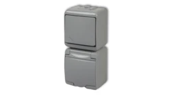 JUNIOR Łącznik schodowy + gniazdo hermetyczne (klapka popielata) popielaty 10WGHP-3p