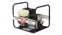 Agregat prądotwórczy 3-fazowy synchron 7,8kVA 6,2kW 12,6A IP23 Honda GX390 auto reg nap (AVR) FH 9000 R