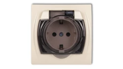 LOGO Gniazdo bryzgoszczelne z/u SCHUKO (klapka dymna) beżowy 1LGPB-1sdp