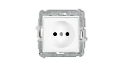 MINI Gniazdo pojedyncze b/u z przesłonami białe MGP-1p