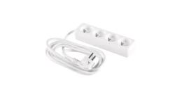 Przedłużacz 4-gniazda z/u 1,5m /H05VV-F 3G1/ biały PM-BW-4G-15