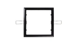 Ramka do montażu podtynkowego PT BLK / Ramka umożliwia montaż podtynkowy oprawy Starlet Quad / 92820