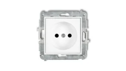ICON Mechanizm gniazda pojedynczego bez uziemienia 2P (przesłony torów prądowych) biały mat 25IGP-1p