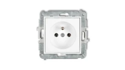 ICON Mechanizm gniazda pojedynczego z uziemieniem 2P+Z (bez przesłon torów prądowych) biały mat 25IGP-1z