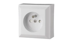 Gniazdo pojedyńcze natynkowe z uziemieniem, IP20, białe, GAO 20455