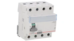 Wyłącznik różnicowoprądowy 4P 40A 0,03A typ AC P304 TX3 411708