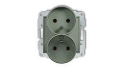 ICON Mechanizm gniazda podwójnego do ramki z uziemieniem 2x(2P+Z) (bez przesłon torów prądowych) szałwiowy 61IGPR-2z