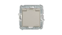 MINI Mechanizm gniazda bryzgoszczelnego z uziemieniem 2P+Z (klapka biały mat, przesłony torów prądowych) taupe 60IGPB-1zp